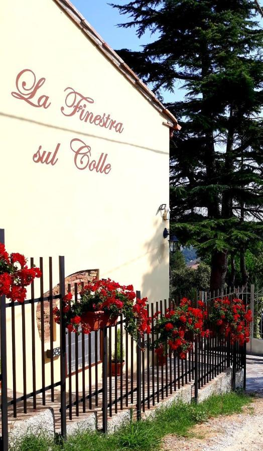 La Finestra Sul Colle Bed & Breakfast Parrana San Martino Luaran gambar