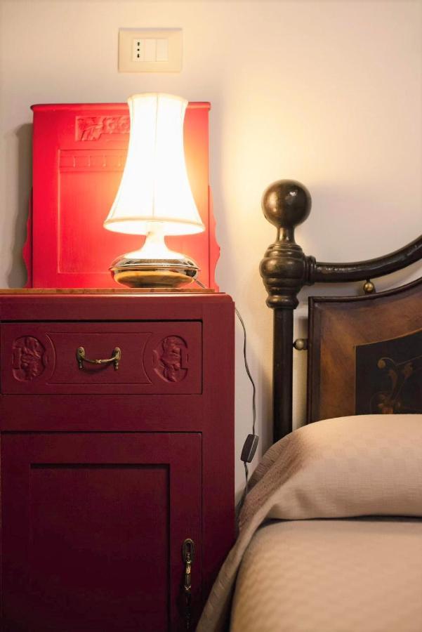 La Finestra Sul Colle Bed & Breakfast Parrana San Martino Luaran gambar