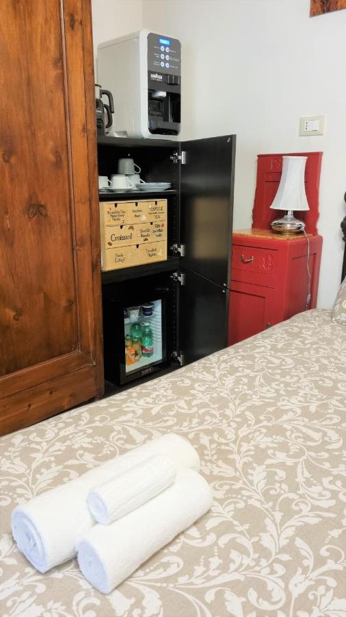 La Finestra Sul Colle Bed & Breakfast Parrana San Martino Luaran gambar