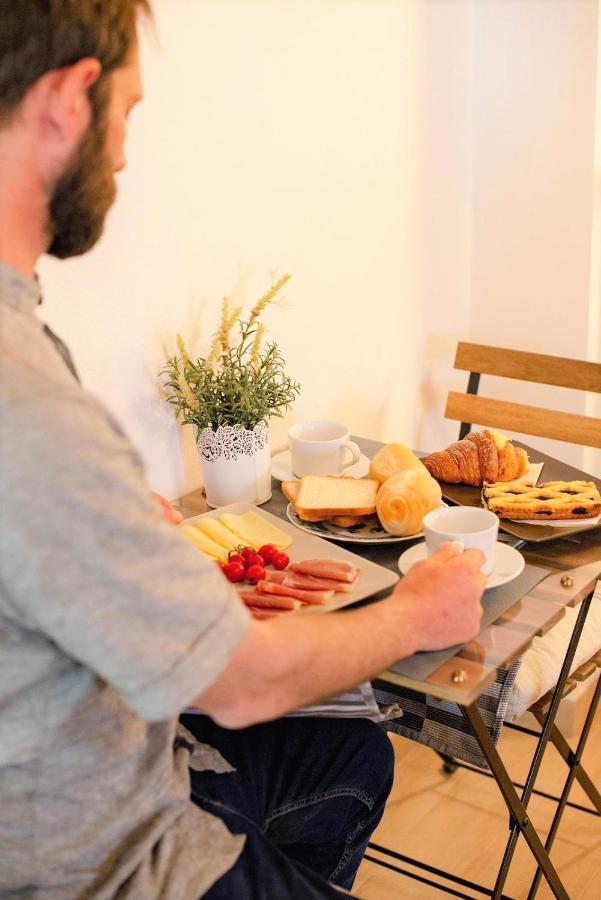 La Finestra Sul Colle Bed & Breakfast Parrana San Martino Luaran gambar