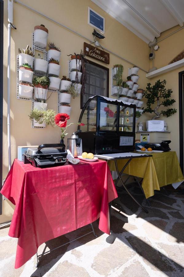La Finestra Sul Colle Bed & Breakfast Parrana San Martino Luaran gambar