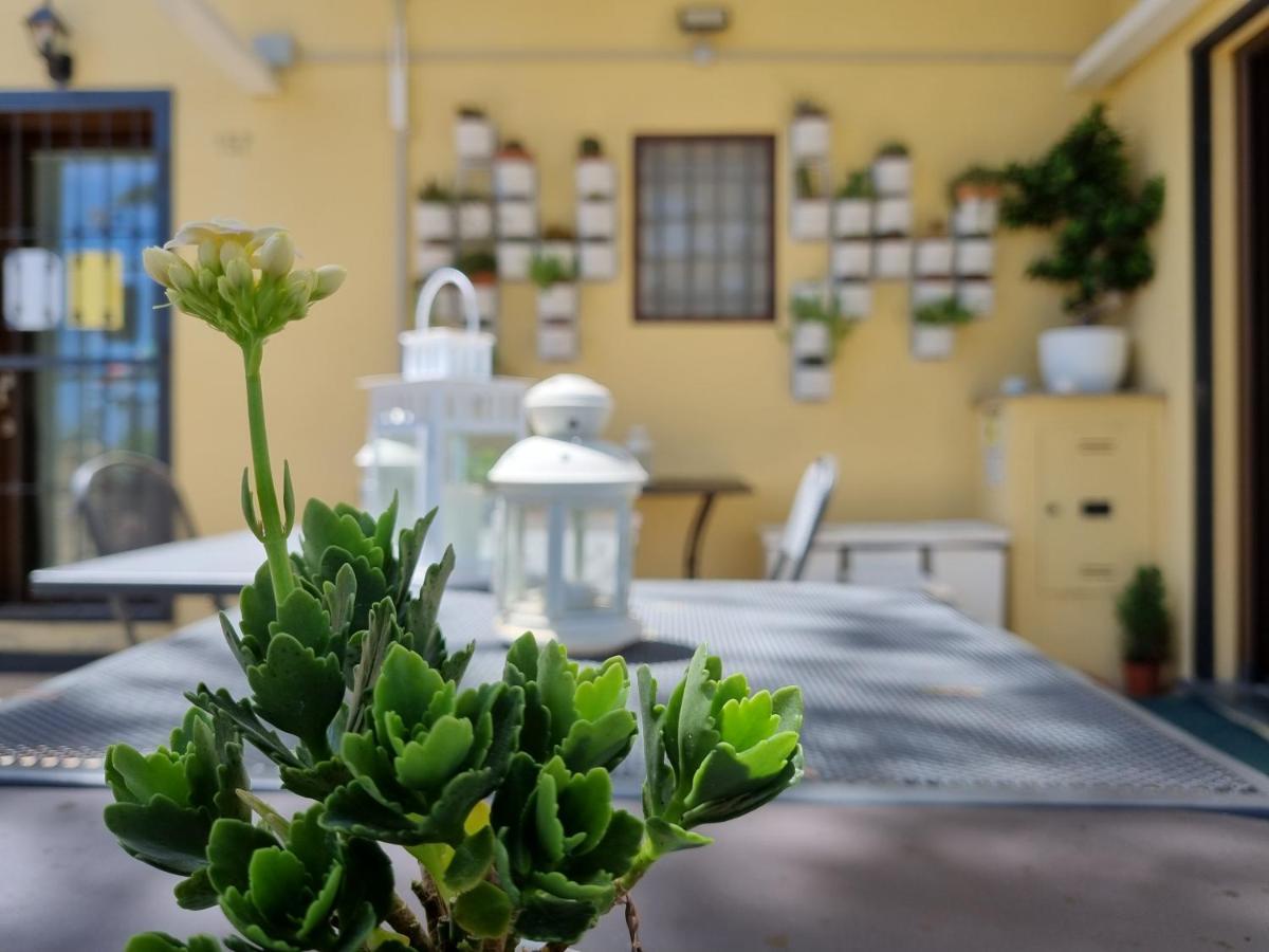 La Finestra Sul Colle Bed & Breakfast Parrana San Martino Luaran gambar