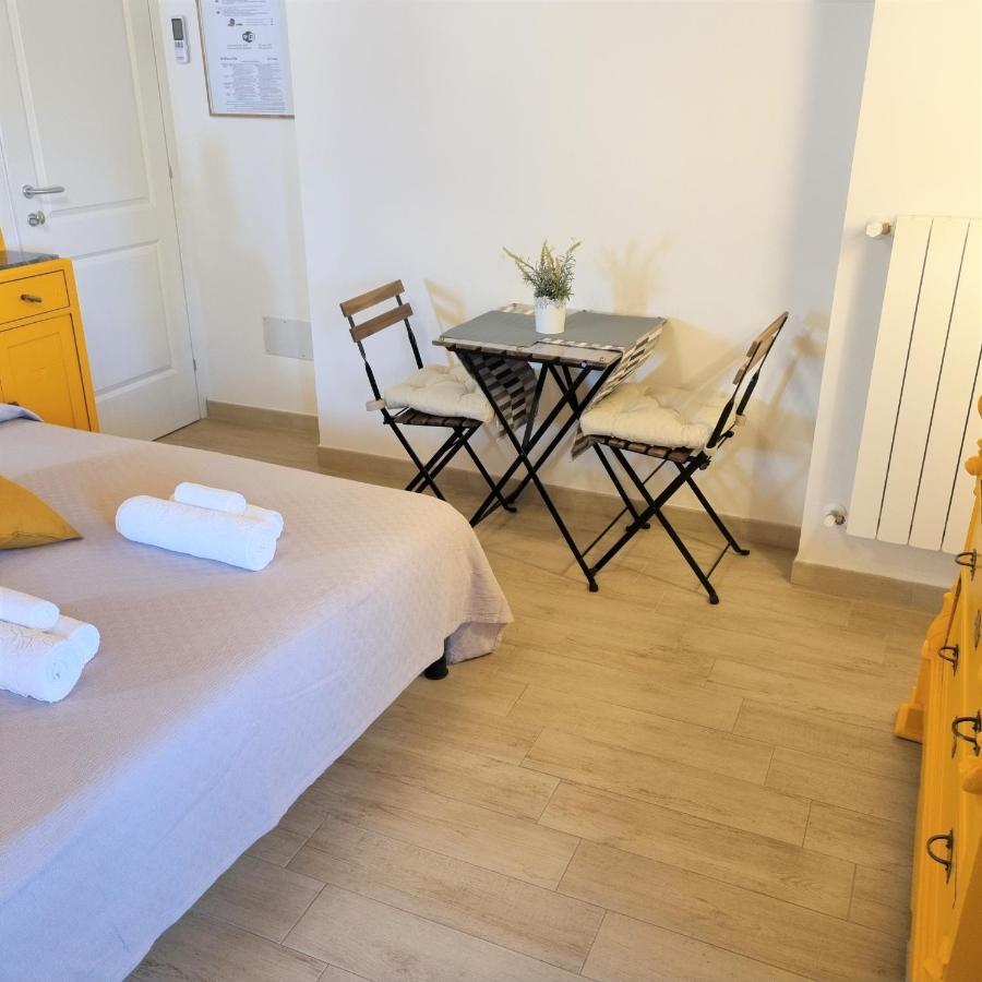 La Finestra Sul Colle Bed & Breakfast Parrana San Martino Luaran gambar