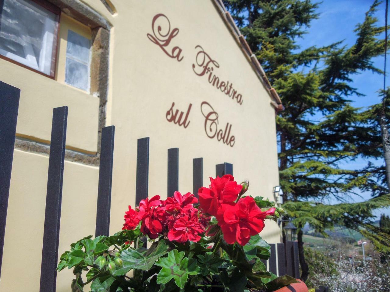 La Finestra Sul Colle Bed & Breakfast Parrana San Martino Luaran gambar